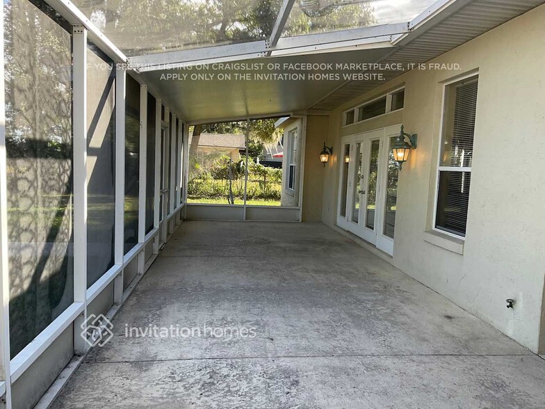 Building Photo - 336 Stanley Bell Dr