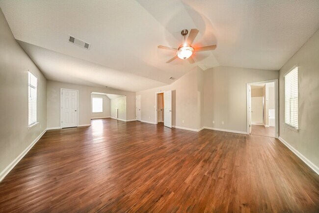 Building Photo - 53 Birchfield Ct