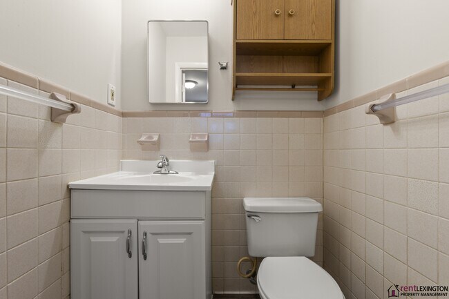 Building Photo - 203 Loch Lomond Dr