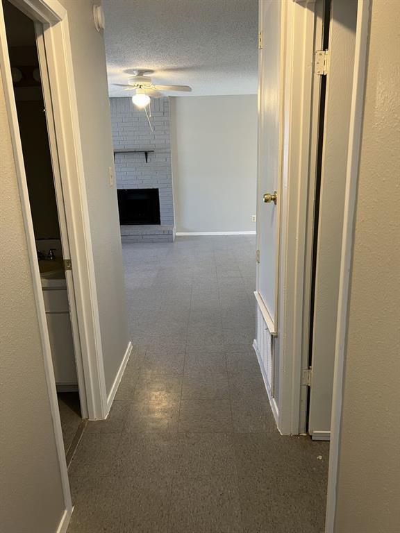 Building Photo - 507 Thelma Dr