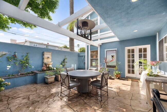 Building Photo - 669 35th St