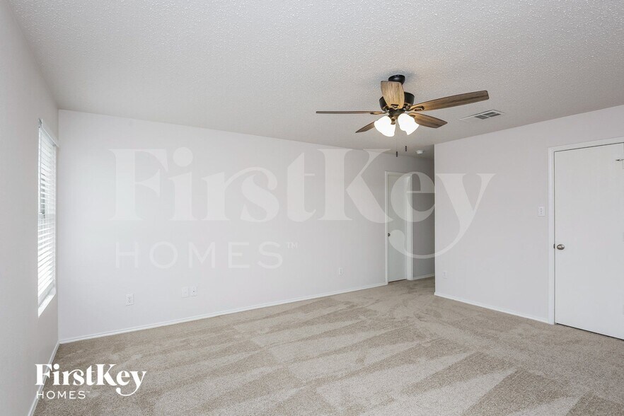 Building Photo - 5308 Newcastle Ln