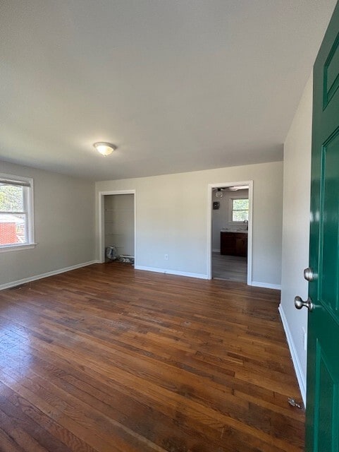 Building Photo - 9721 Drexel Ln