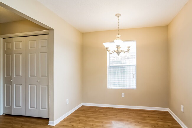 Building Photo - 1125 Willersley Ln