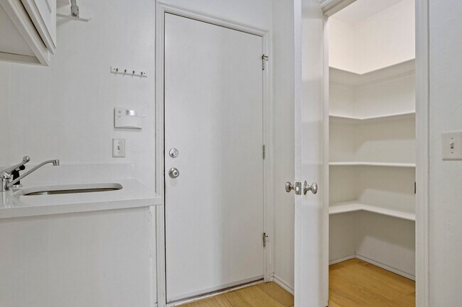 Building Photo - 2708 NW 170th Terrace