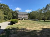 Building Photo - 87 Center St