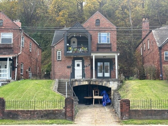 Building Photo - Beautiful Home for Rent