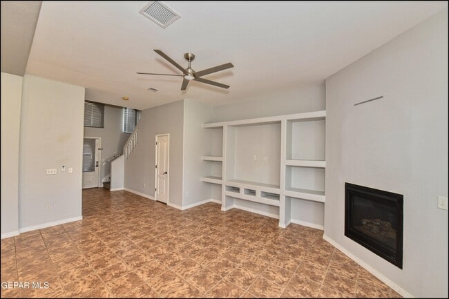 Building Photo - 11651 Dos Palmas Dr