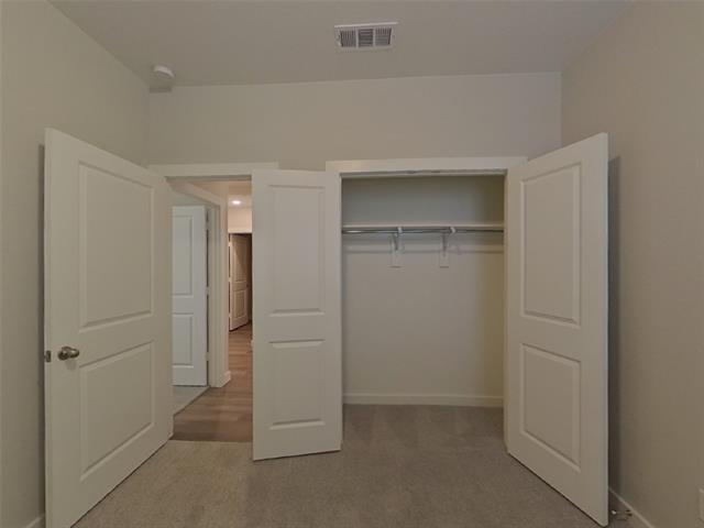 Building Photo - 8221 Brookhaven Dr