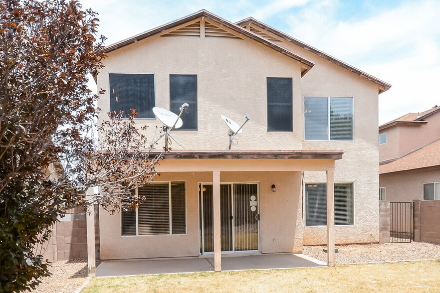 Building Photo - 9030 E Muleshoe St