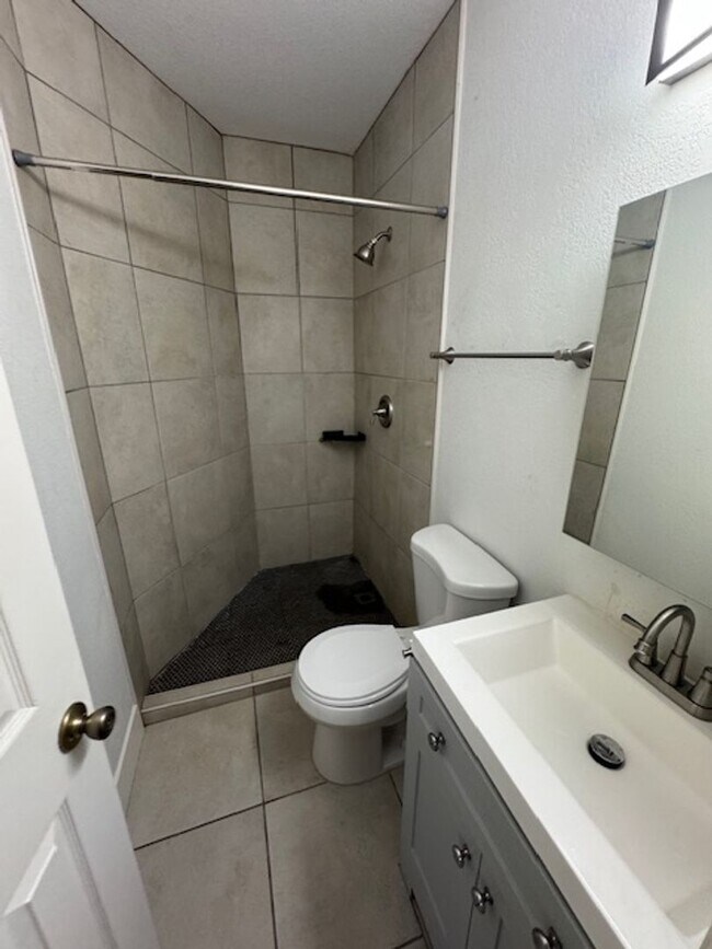 Building Photo - 7101 Winding Way