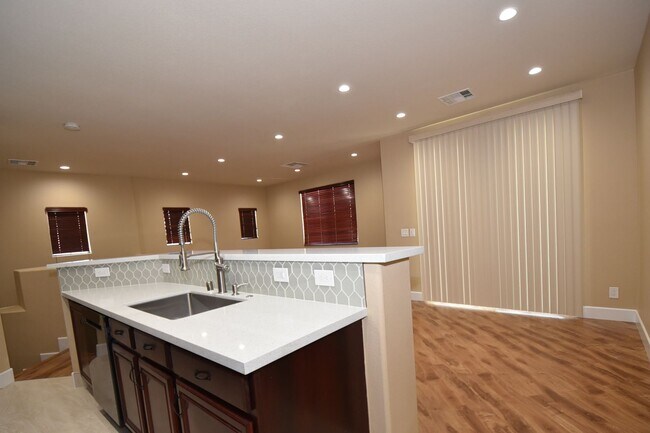 Building Photo - Discover Your Dream Home in This Stylishly...