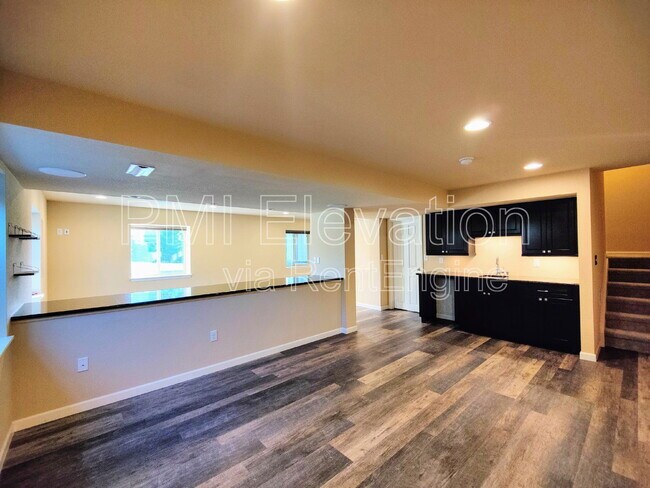Building Photo - 21473 E Idyllwilde Dr