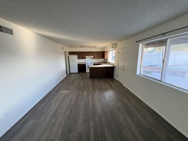 Building Photo - East Side Home for Rent