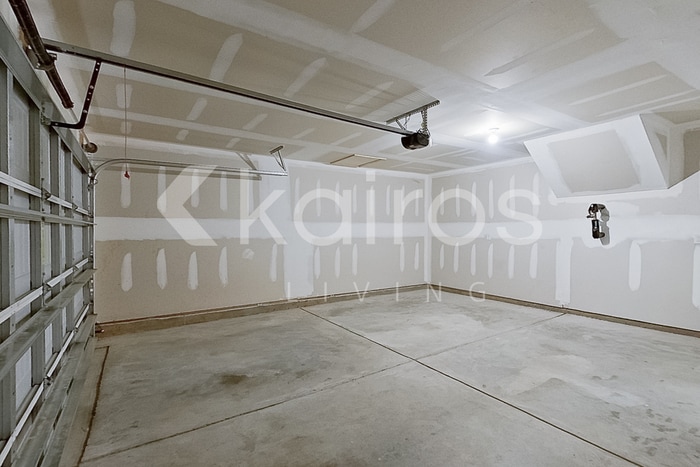 Building Photo - 1180 Amberlight Circle