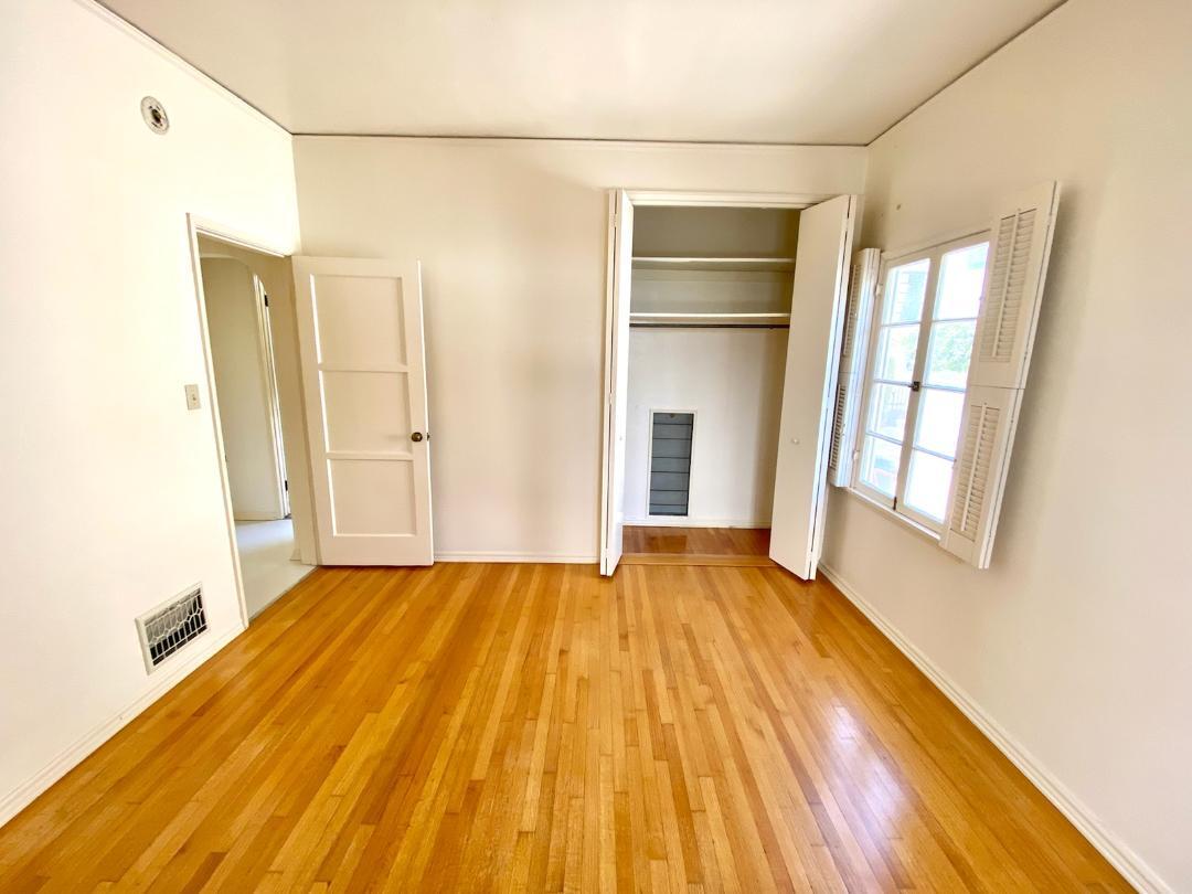 Bedroom - 1835 Kelton Ave