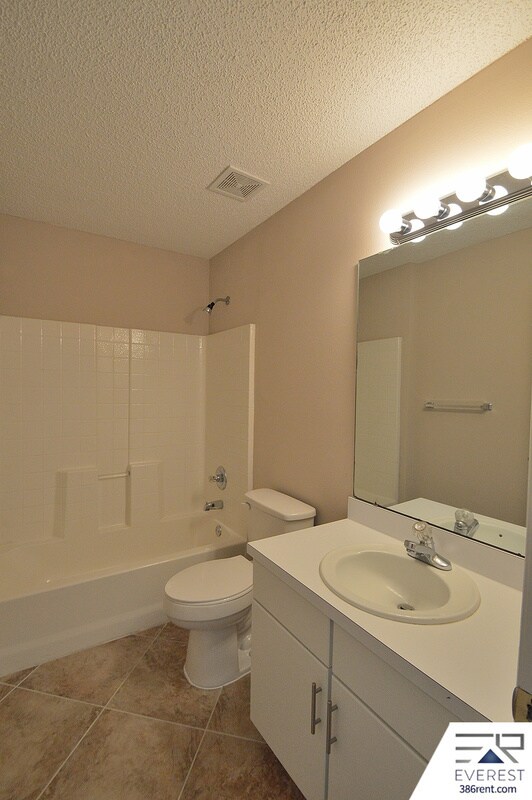 Building Photo - 159 Point Pleasant Dr