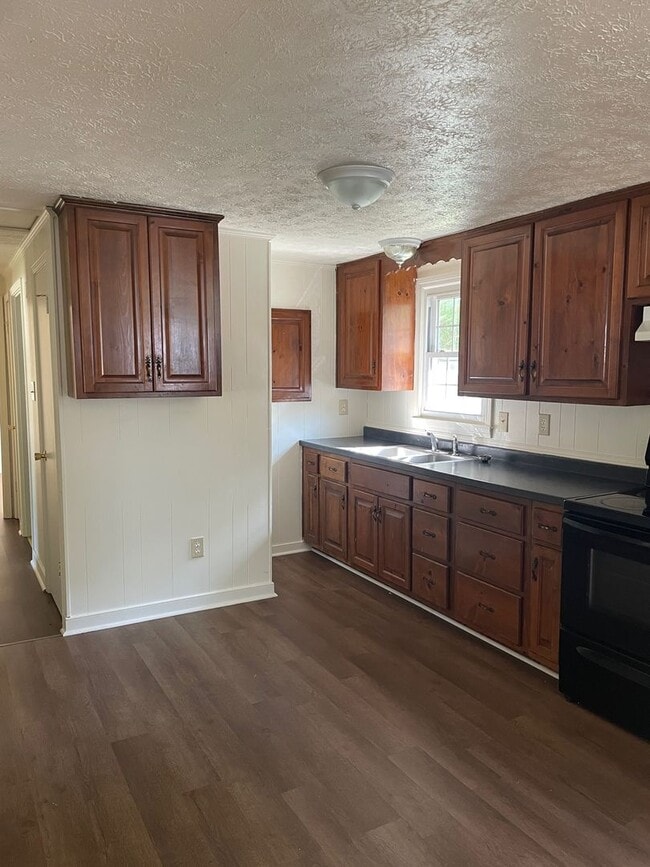 Building Photo - 207 Belvidere St