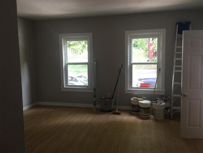Building Photo - 20 W Sunnyside Way