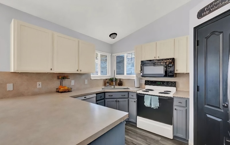 Building Photo - 5411 Leticia Ct