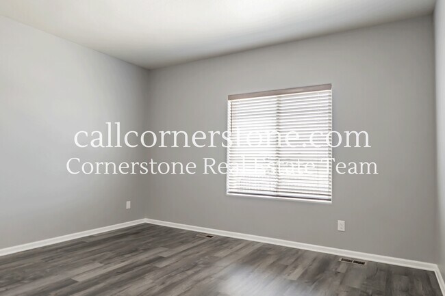 Building Photo - 10043 Seawolf Dr