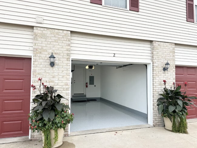 Building Photo - 1514 Northfield Meadows Blvd