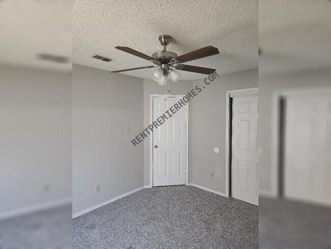 Building Photo - 1805 Dorchester St