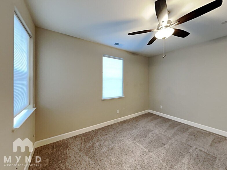 Building Photo - 1805 Dark Horse Rd
