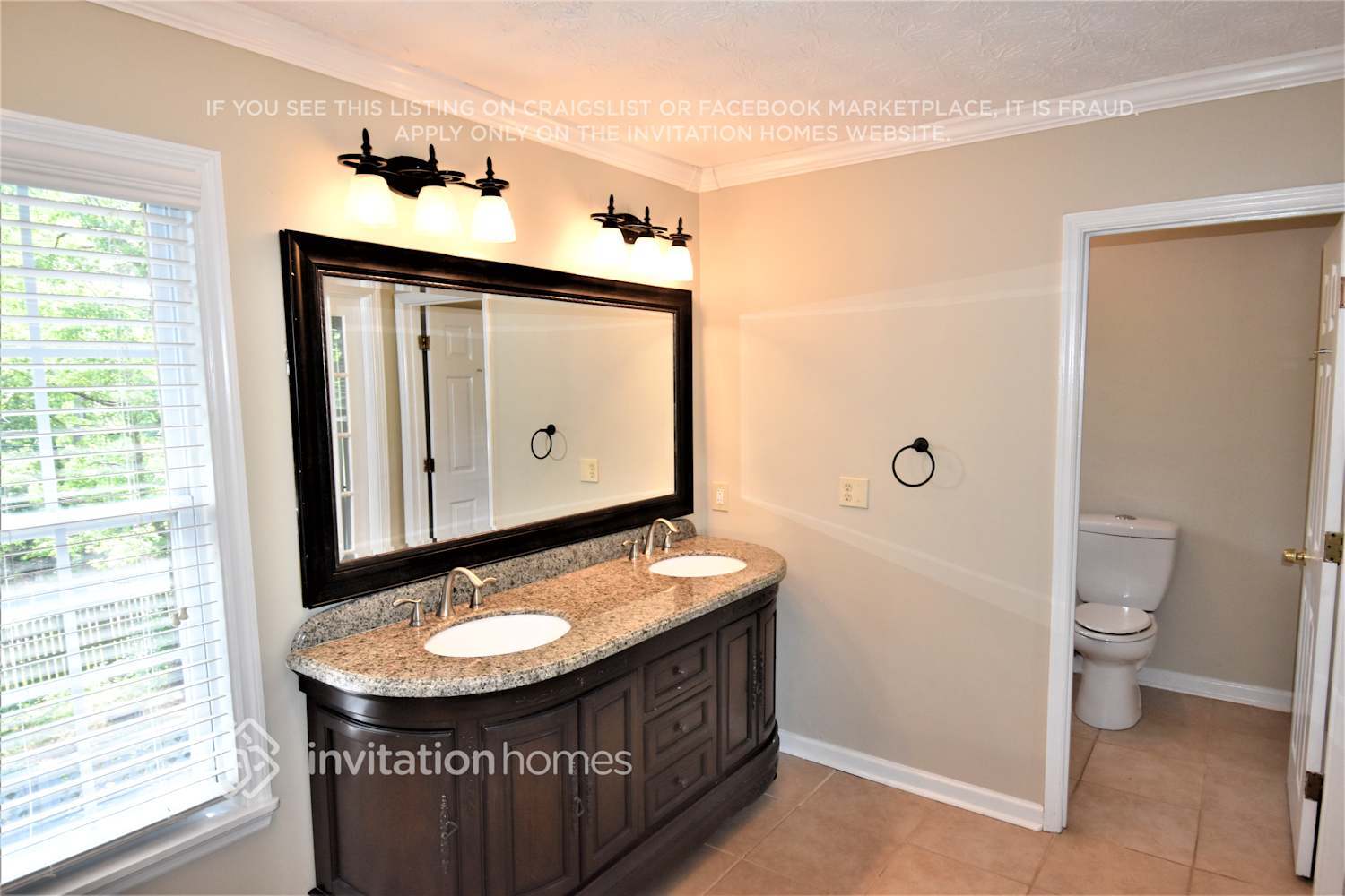 Building Photo - 125 Astwood Ct