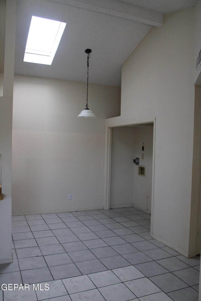 Building Photo - 11435 Sundrop Ct