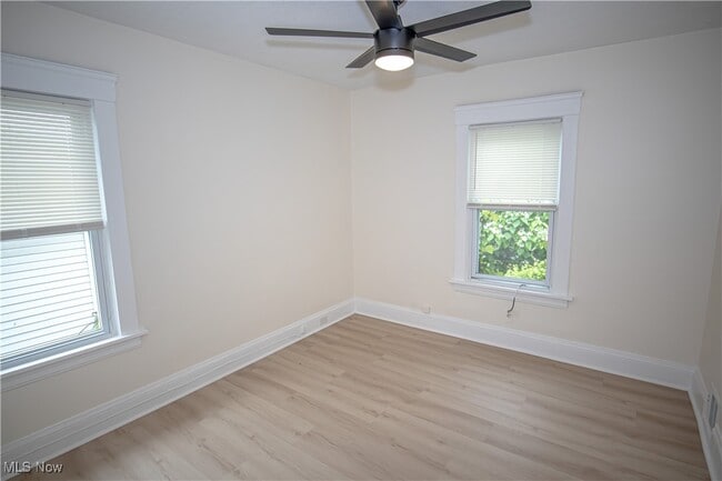 Building Photo - 3219 W 86th St