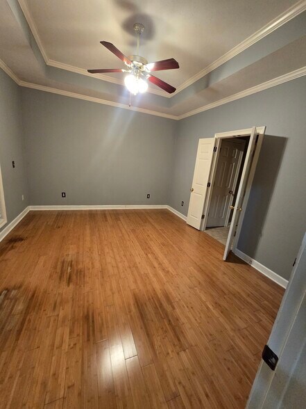 Building Photo - 107 Turnberry Cv
