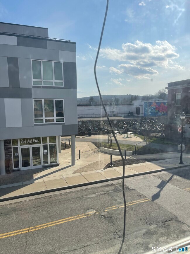 Building Photo - 85 Franklin St