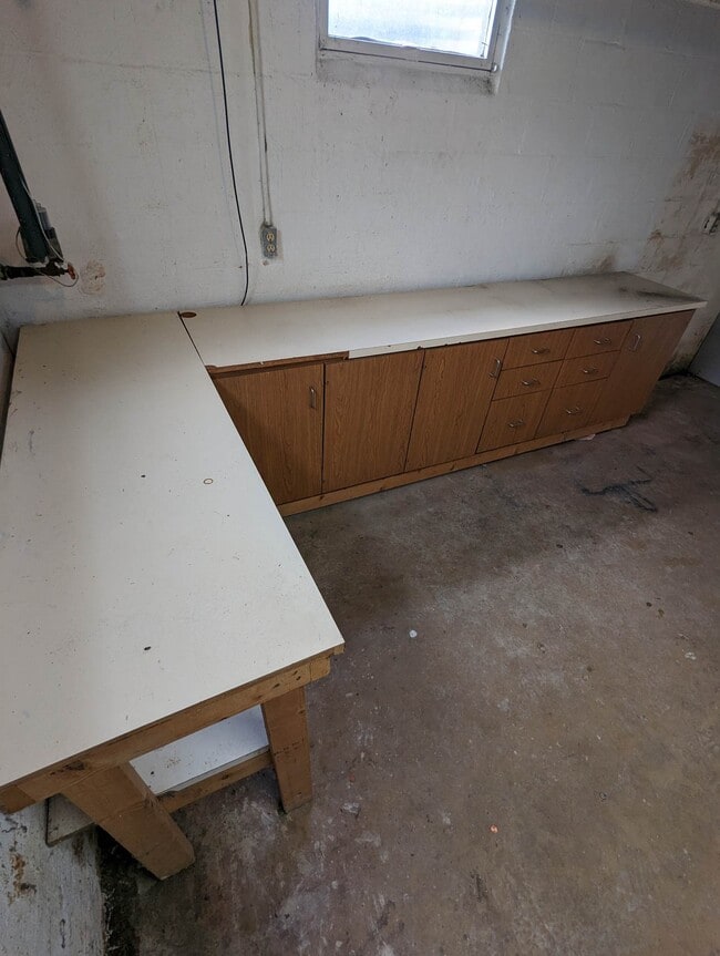 Building Photo - 9th Street Triplex