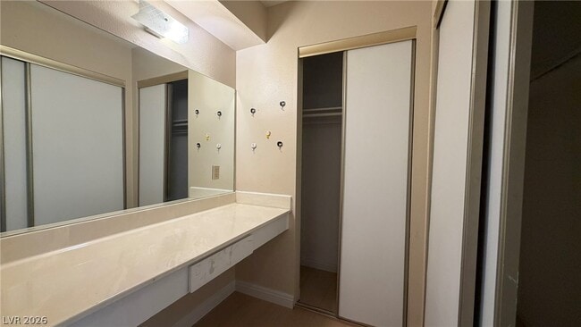 Building Photo - 6368 Spring Meadow Dr