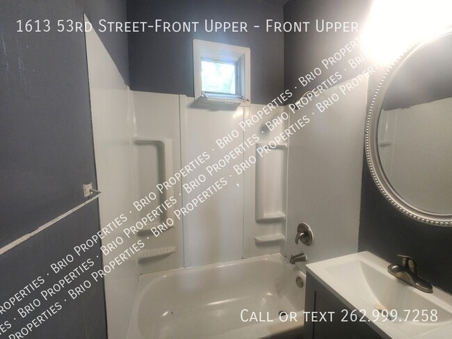 Building Photo - 1613 53rd St