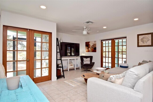Building Photo - 7037 Duke St