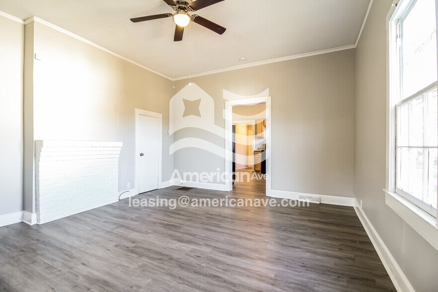 Building Photo - 693 Arlington Rd