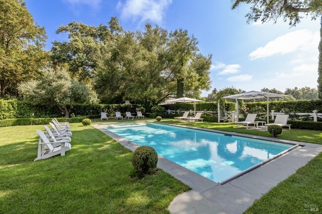 Building Photo - 989 Rutherford Rd