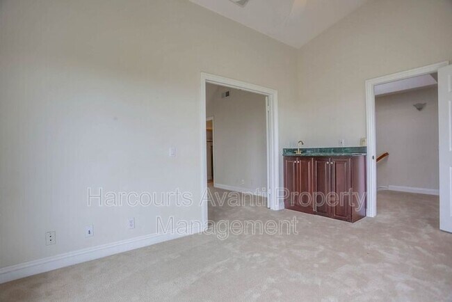 Building Photo - 1844 Dora Dr