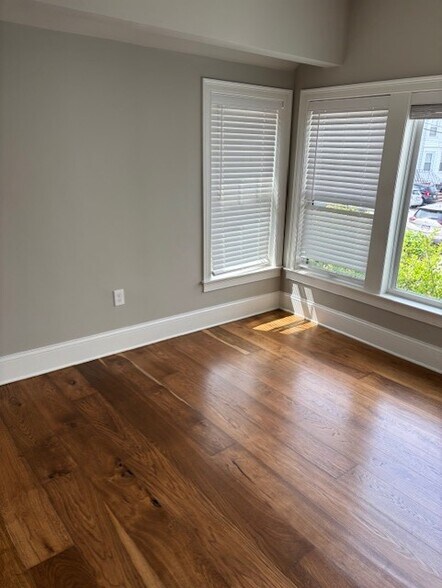 Building Photo - 176 Winthrop Shore Dr