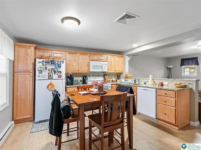 Building Photo - 2080 Johnston Dr