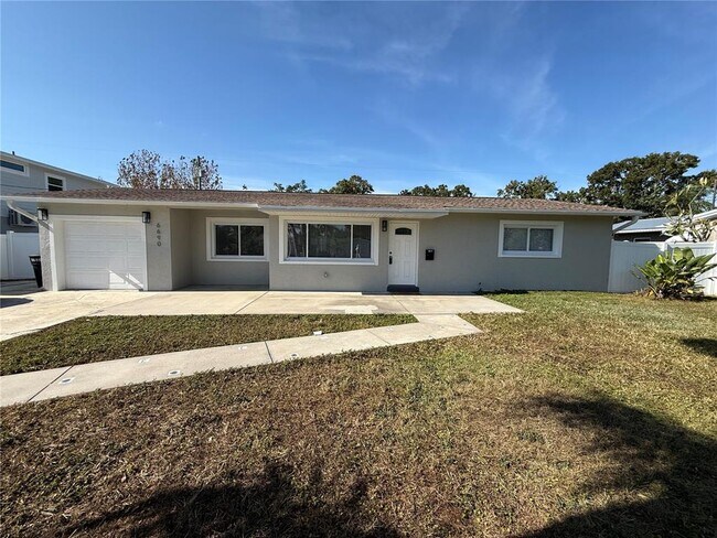 Primary Photo - 6690 17th St N