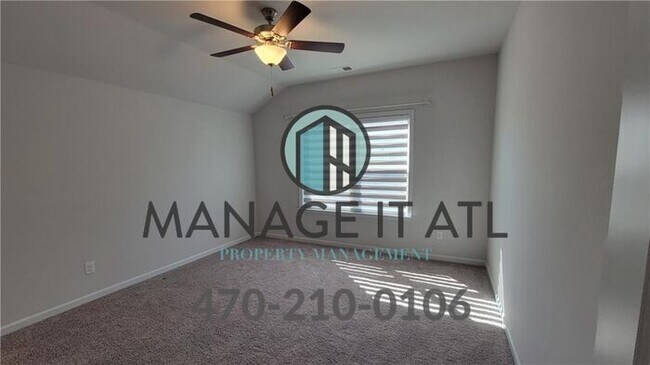 Building Photo - Primary Bedroom on Main - 4 bedroom house in Buford
