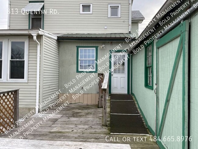 Building Photo - 813 Quentin Rd