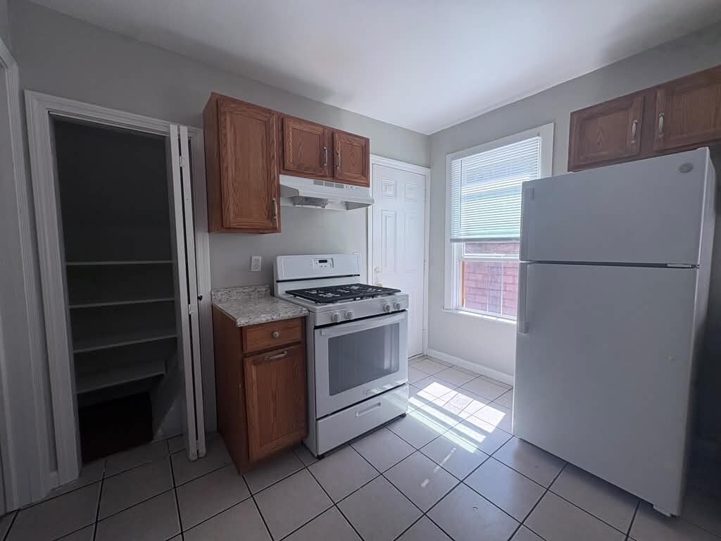Building Photo - 769 Dixwell Ave