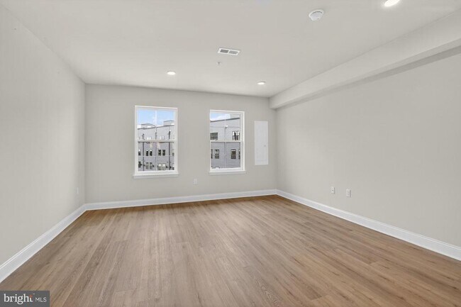 Building Photo - 2715 MAYA Ln