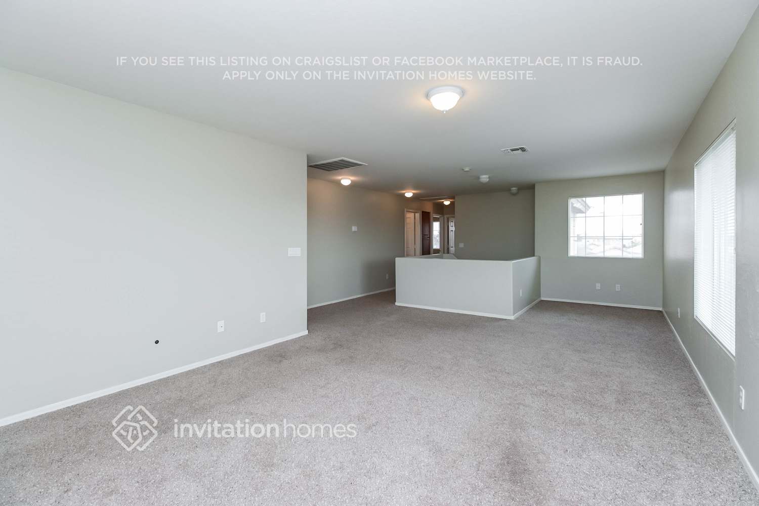 Building Photo - 22388 W La Vista Cir