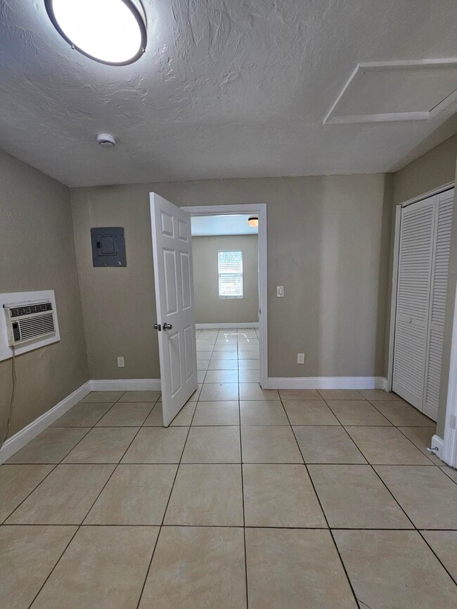 Building Photo - 752 Dr Martin Luther King Jr Blvd