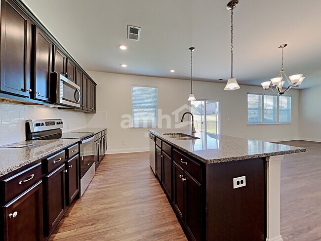 Building Photo - 161 Twin River Dr